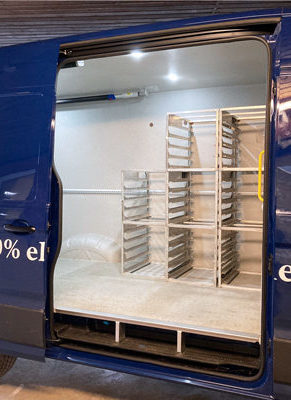Hygieneausbau Trans-Clean im Lieferwagen der Bäckerei